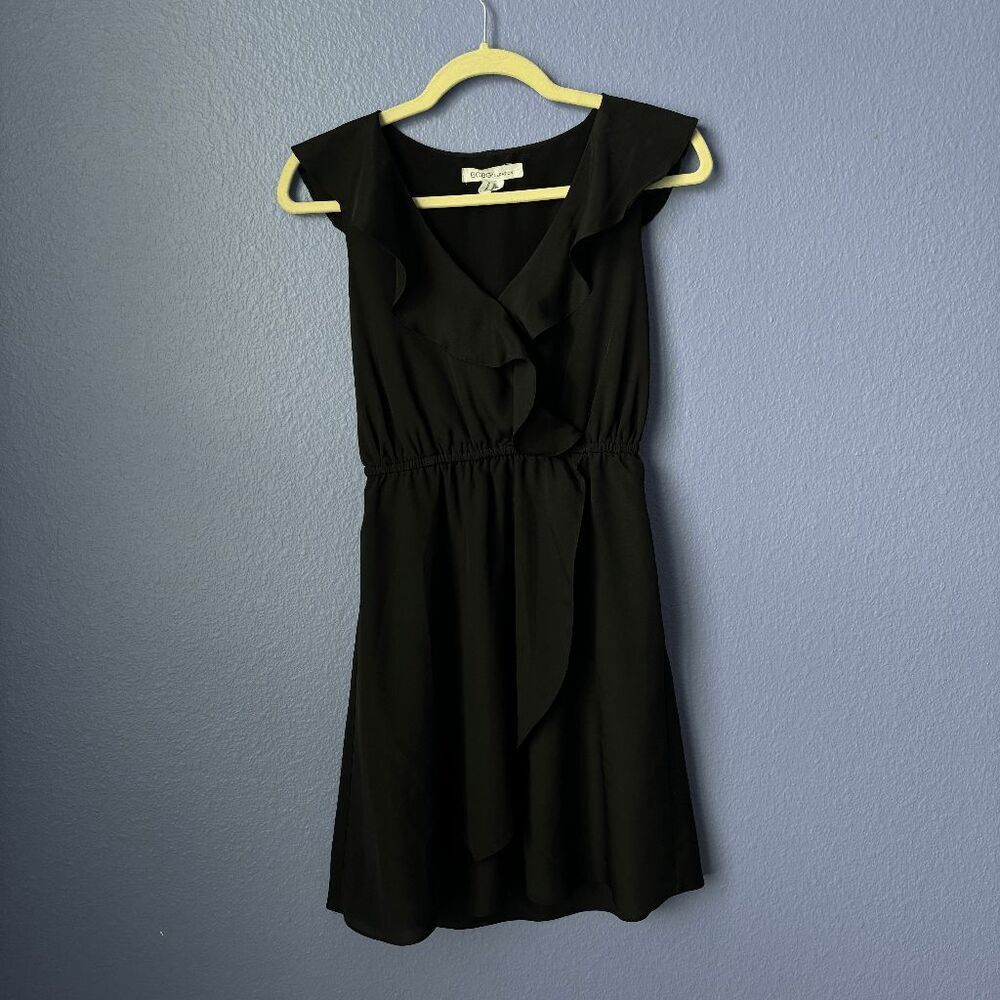 BCBGeneration Ruffle Front Dress Black V Neck Mini Sleeveless Dark Academia LBD